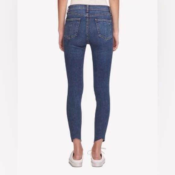 Dark wash jeans they are skinny they’re stretchy they’re soft so comfortable to - Picture 7 of 8